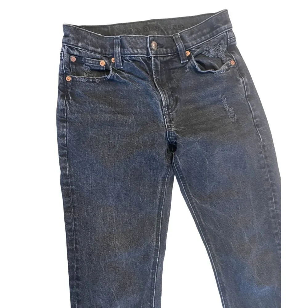 AE Next Level Low-Rise Distressed Jeans - Black Ripped Denim - 8